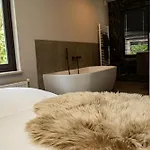 Villa Luxury Long In By Bed En Bosvillas Oisterwijk