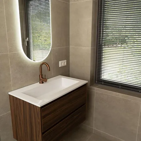Luxury Long In By Bed En Bosvillas Villa Oisterwijk