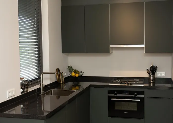 Luxury Long In Villa *