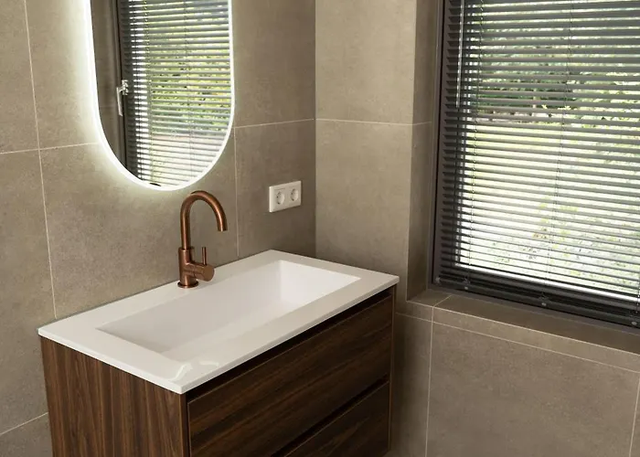 Luxury Long In Villa Oisterwijk